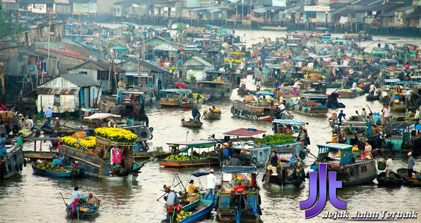 Mekong Delta: Menyusuri Jantung Sungai Vietnam