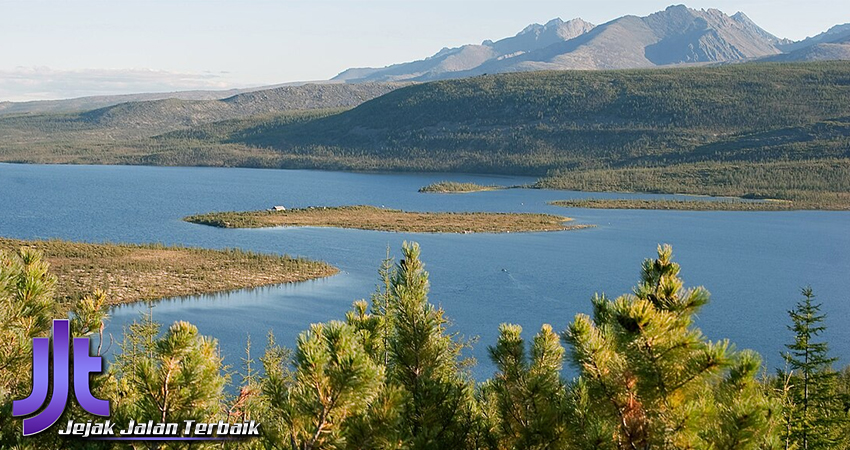 Rusia Menjelajahi Hutan Taiga yang Misterius